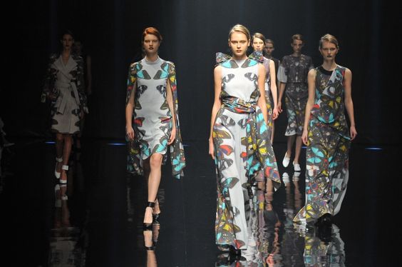 日系衣服　品牌